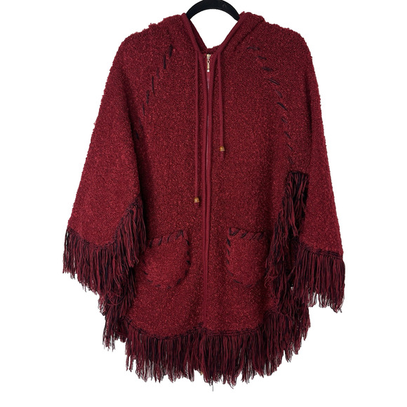 FM Red Knitted Poncho Size One Size Zip Front Hooded With Tassels, Boho, Gypsy - Picture 1 of 9